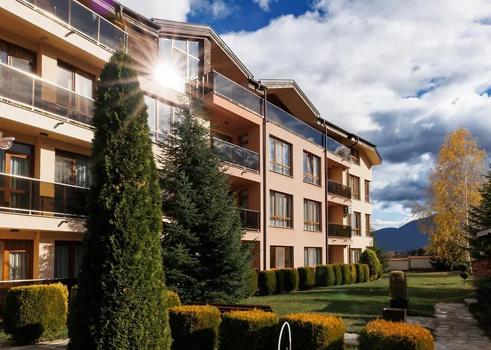 Green Wood Hotel & Spa